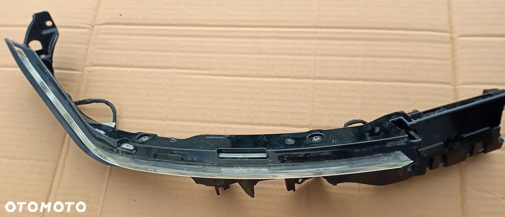 Citroen C5 III X7 listwa led lampy przód - 1