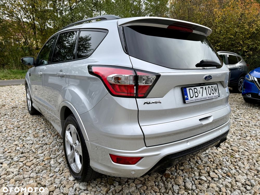 Ford Kuga 1.5 EcoBoost 2x4 ST-Line - 7