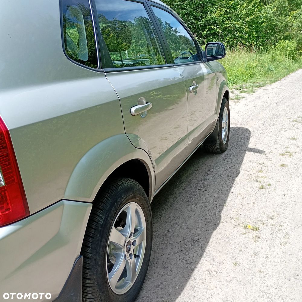 Hyundai Tucson - 8