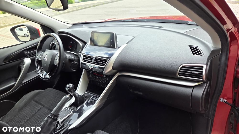 Mitsubishi Eclipse Cross 1.5 T Invite Plus - 24