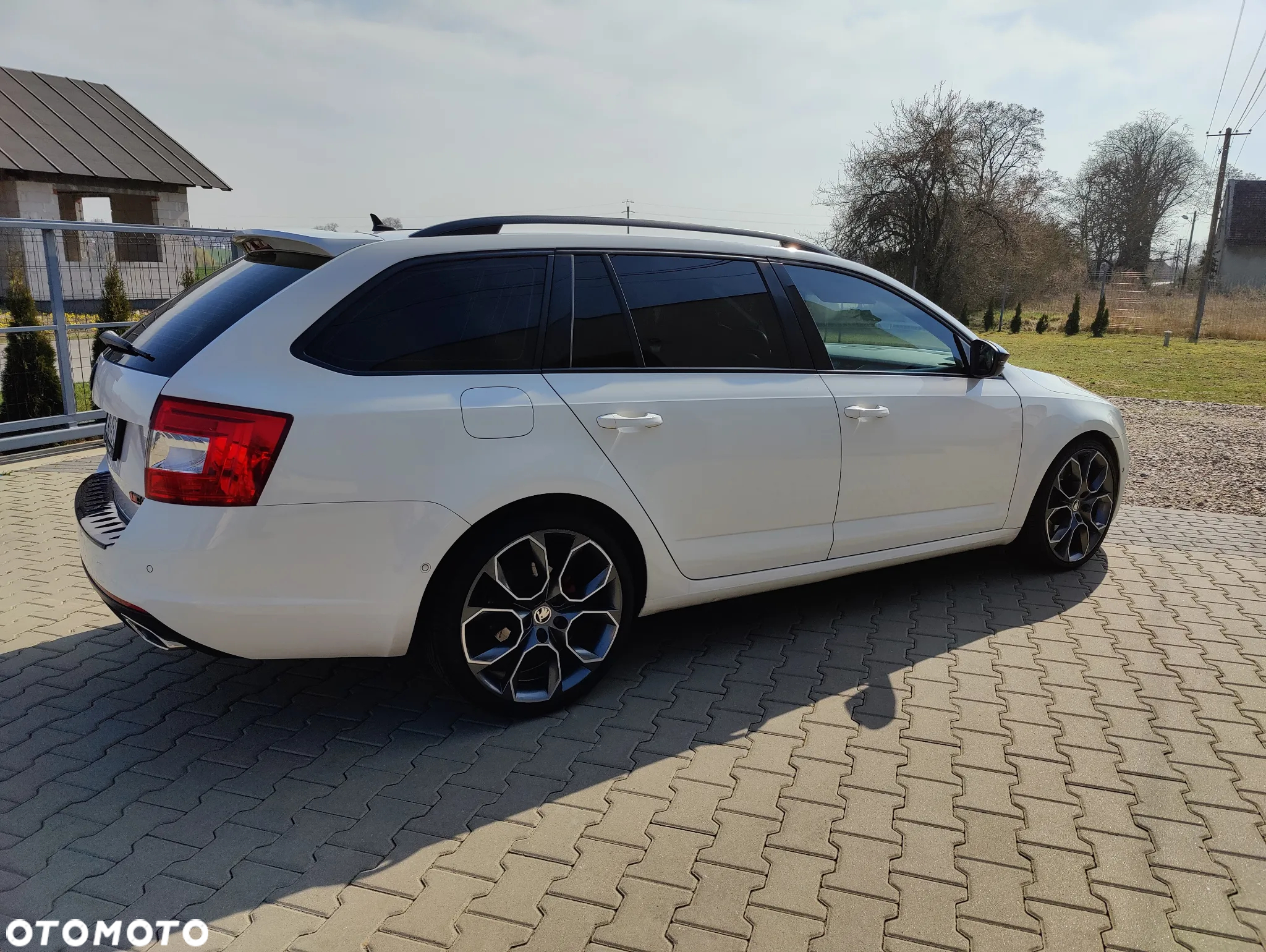 Skoda Octavia 2.0 TDI RS DSG - 5