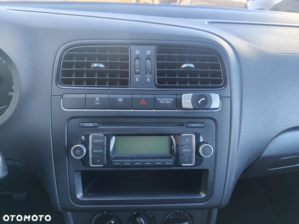 Volkswagen Polo - 19