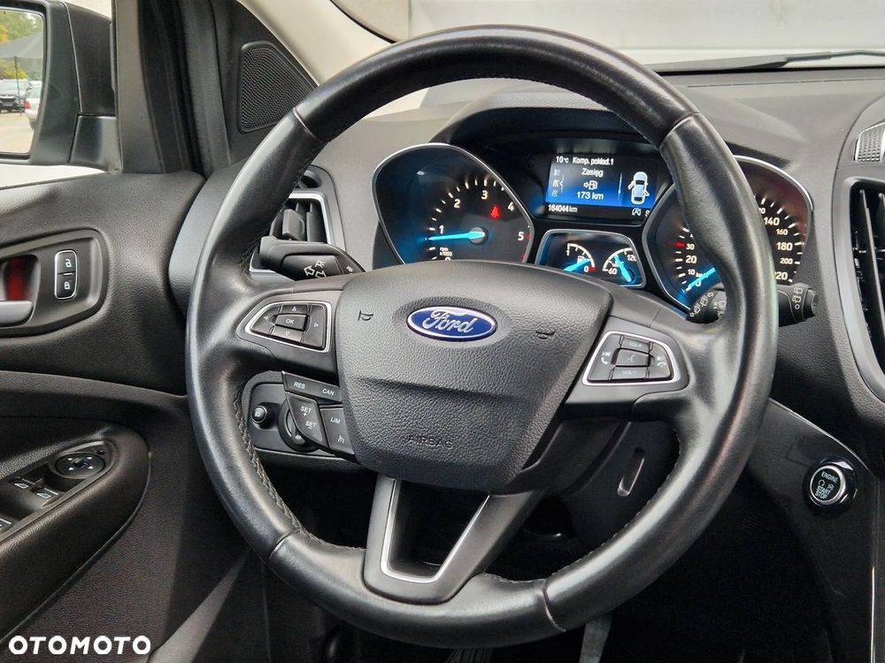 Ford Kuga 2.0 TDCi 4x4 Titanium - 25