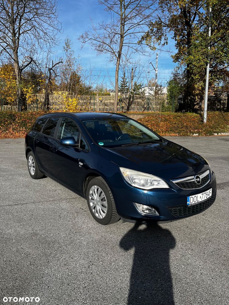 Opel Astra 1.4 Turbo - 1