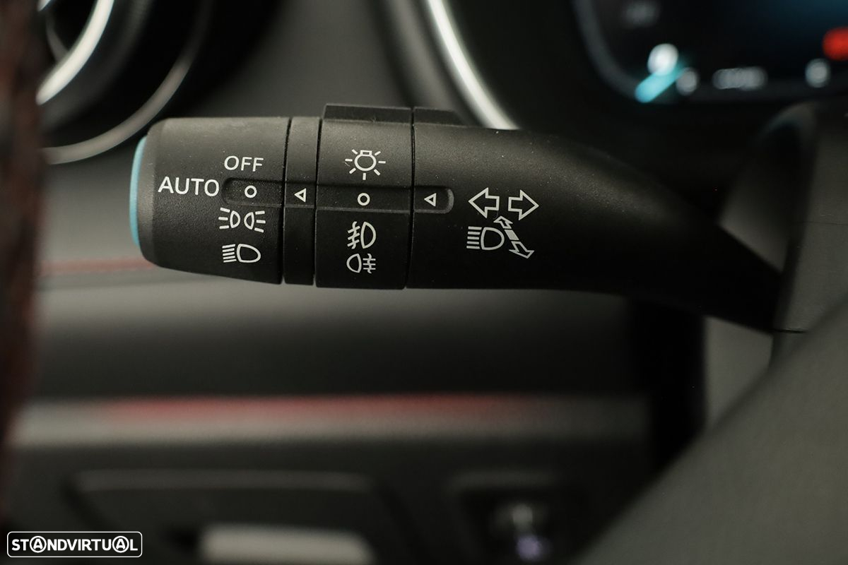 MG EHS 1.5 T-GDI Plug-in Hybrid Luxury - 14