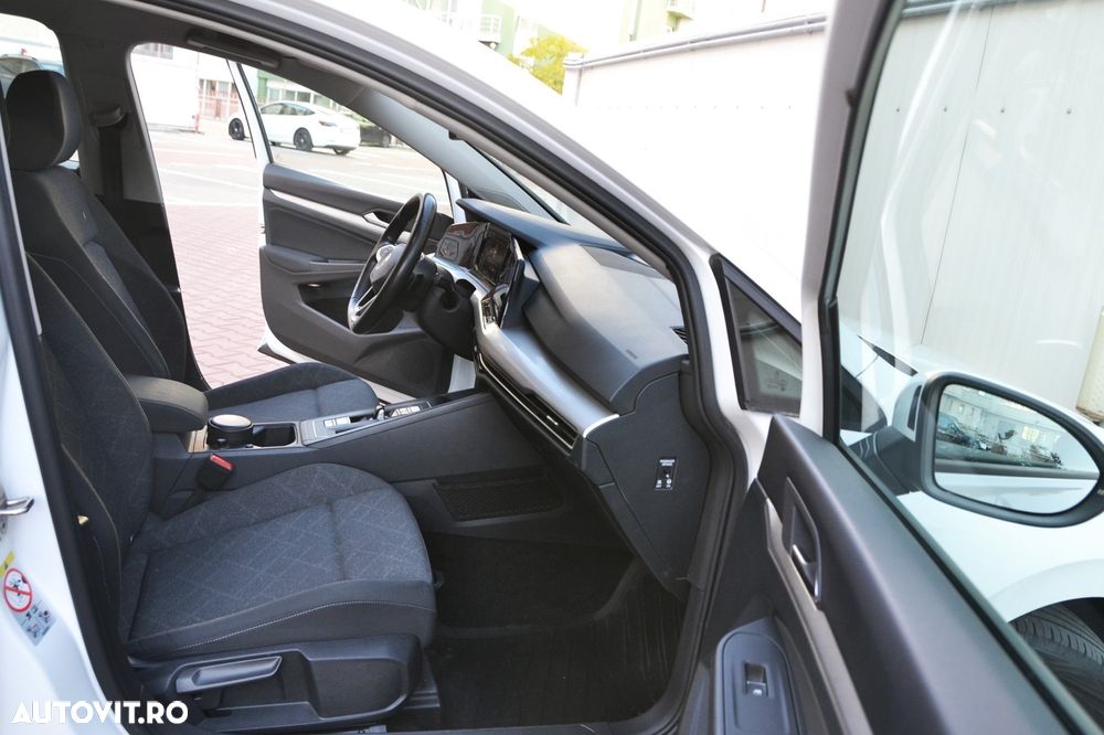 Volkswagen Golf - 12
