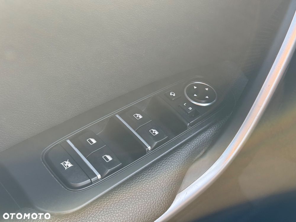 Kia Ceed 1.6 GDI PHEV L Business Line DCT - 23