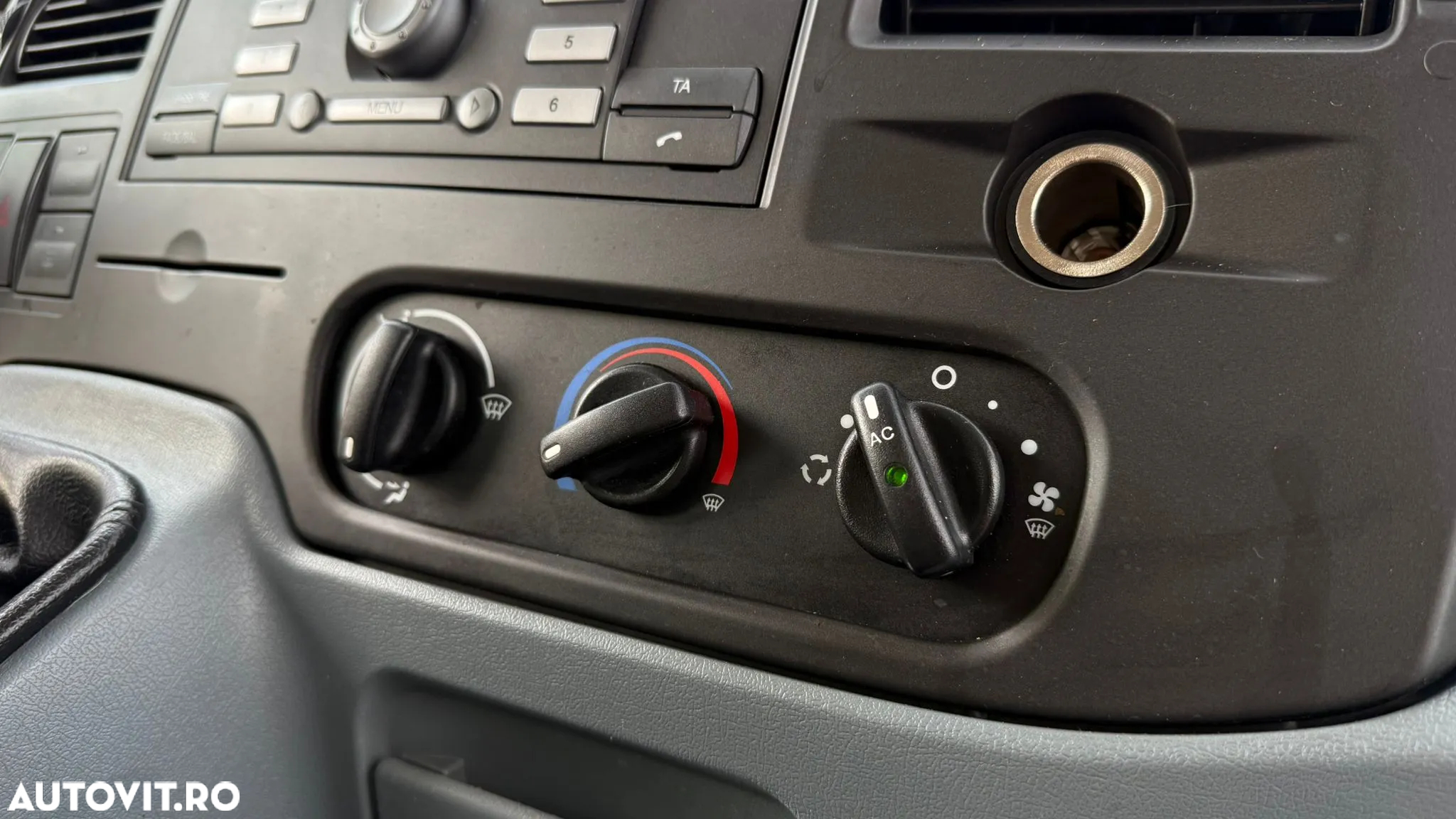 Ford Transit 300 SWB Kombi Ambiente - 16