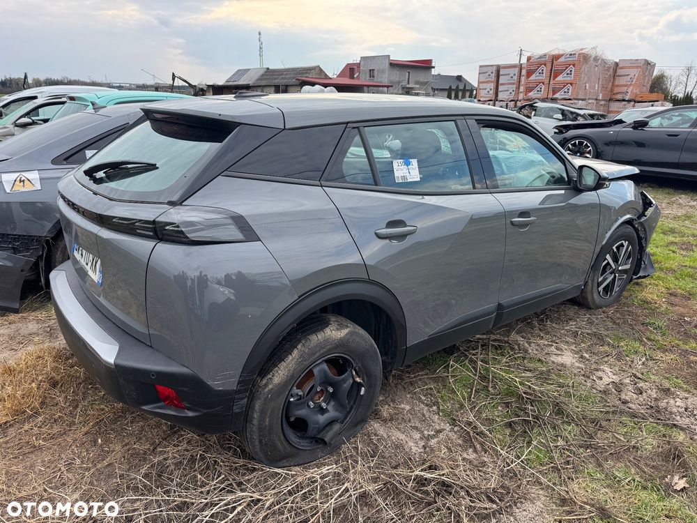 Peugeot 2008 - 12