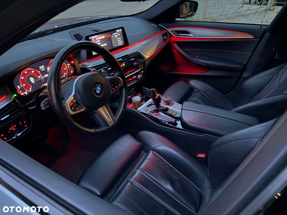 BMW Seria 5 520d xDrive M Sport sport - 26