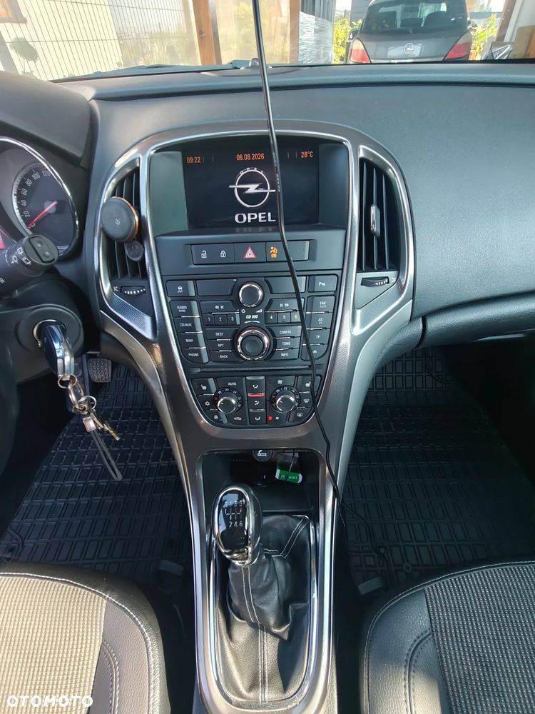 Opel Astra 1.4 Turbo - 17