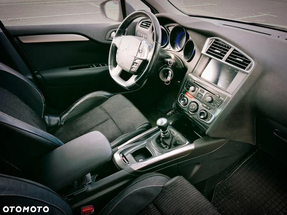 Citroën C4 1.2 e-THP Exclusive - 11