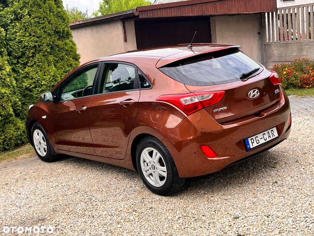 Hyundai i30 1.6 Comfort - 4