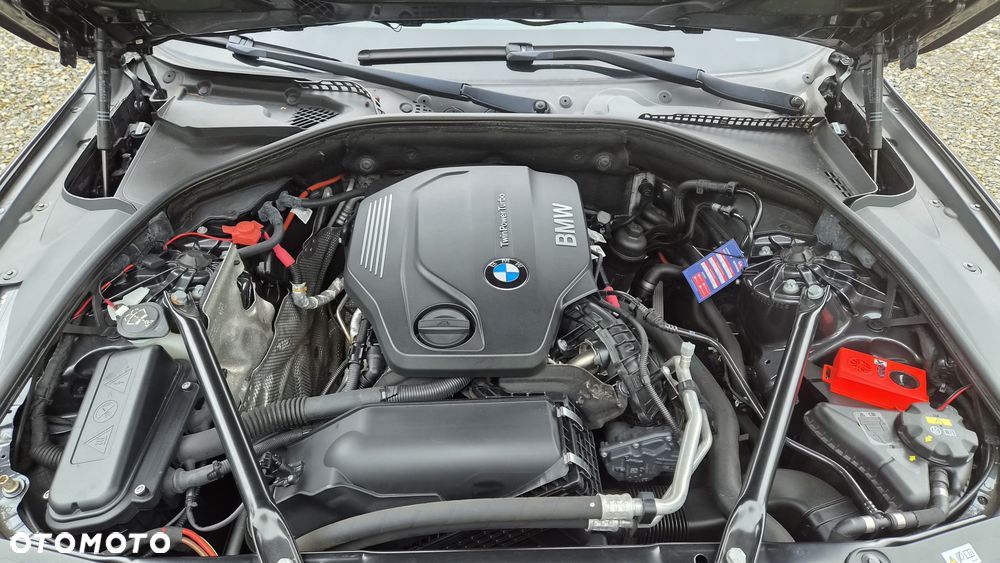 BMW Seria 5 520d - 16