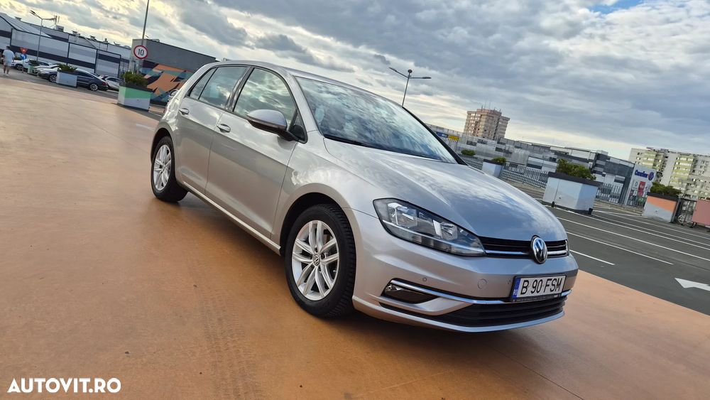 Volkswagen Golf - 18