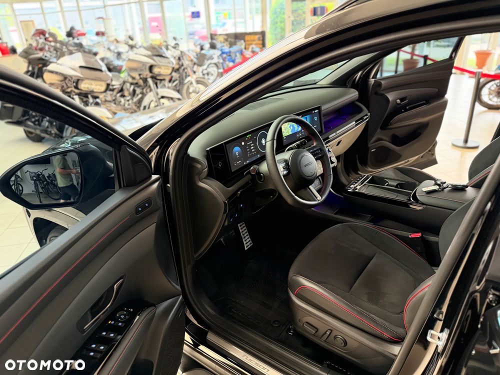 Hyundai Tucson - 16