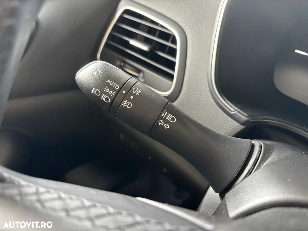 Renault Megane - 18