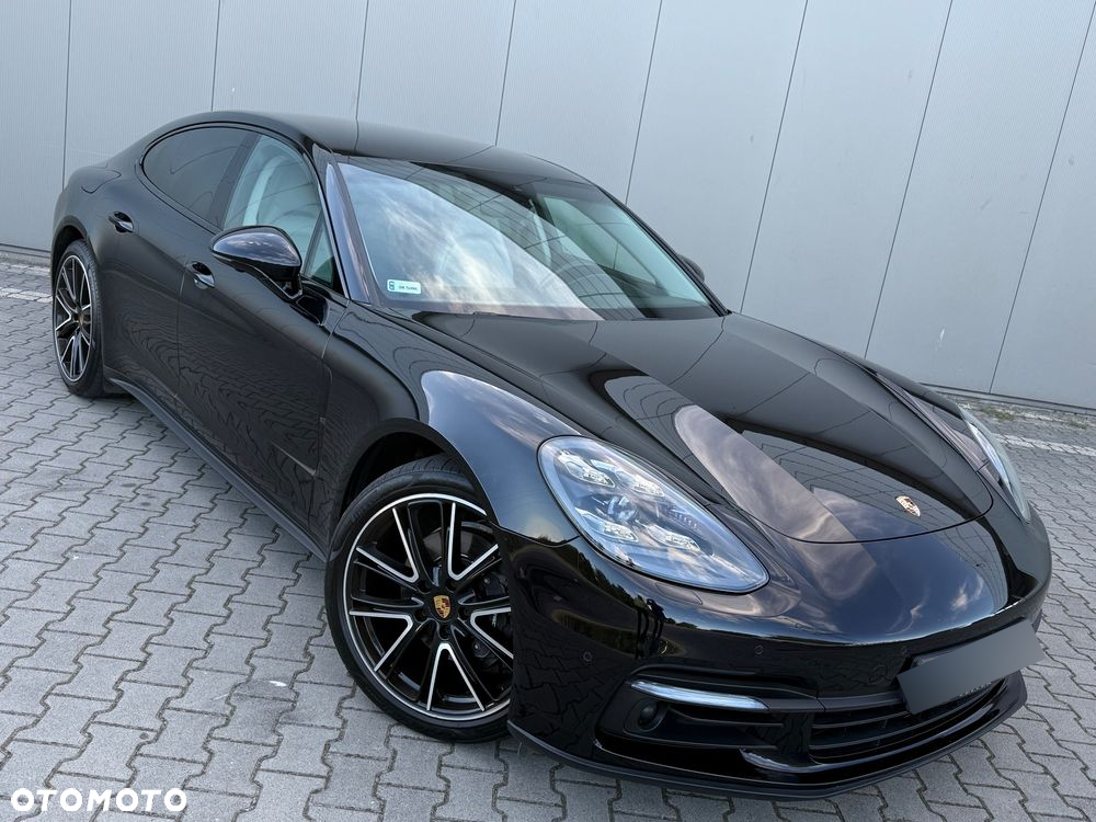 Porsche Panamera 4 Executive - 16