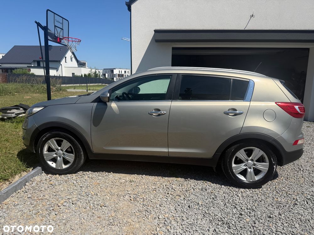 Kia Sportage 2,0 CRDI AWD Vision - 6