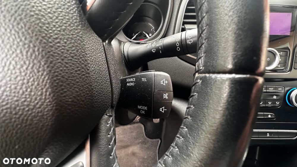 Renault Megane 1.5 Blue dCi Limited - 33