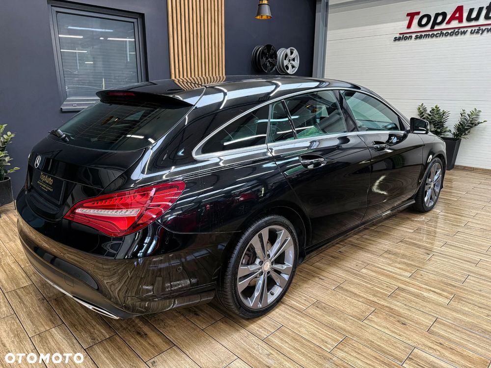 Mercedes-Benz CLA 200 7G-DCT - 7