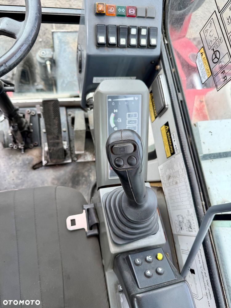Takeuchi TB175W - 5