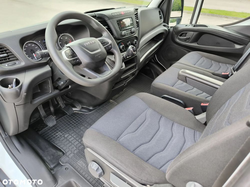 Iveco Daily - 33