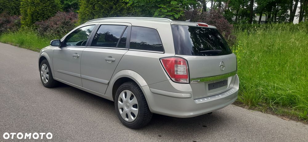 Opel Astra 1.6 Caravan - 3