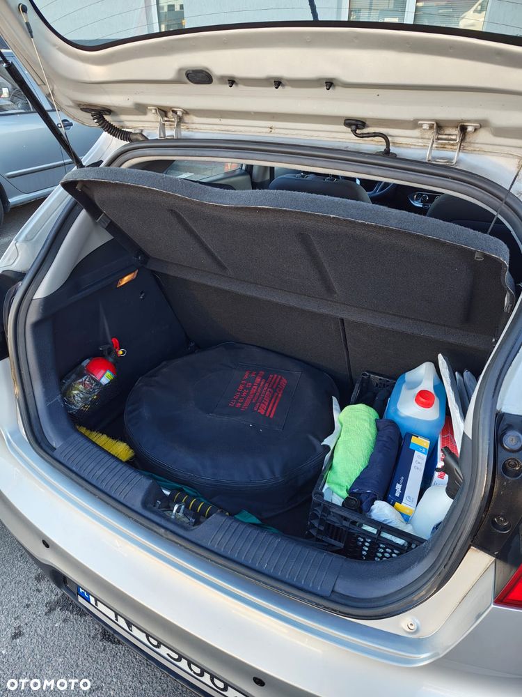 Kia Rio 1.2 L - 20