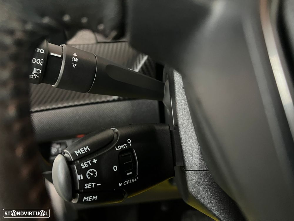 Peugeot e-208 50 kWh Active Pack - 12