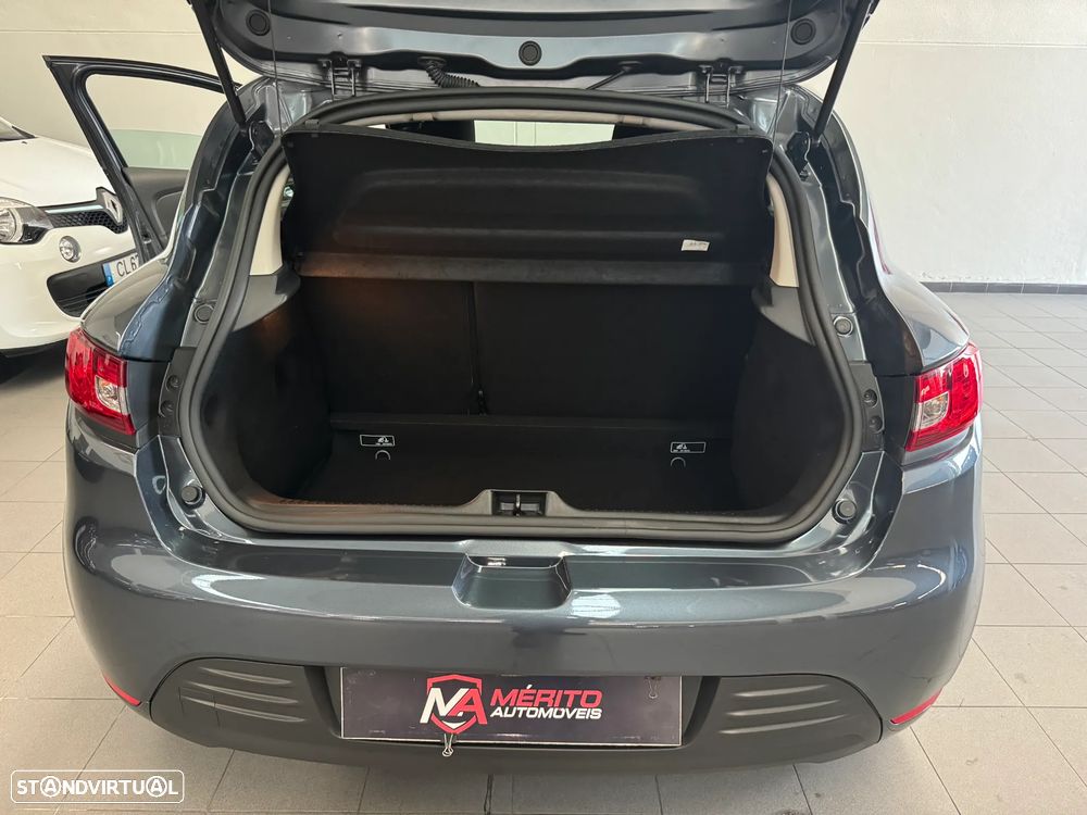Renault Clio TCe 90 Luxe - 24