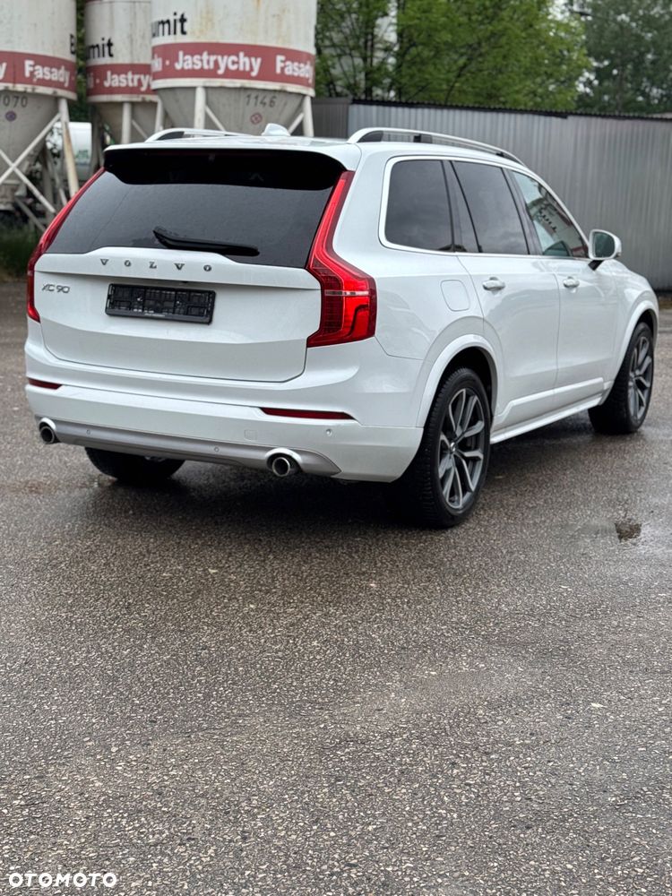 Volvo XC 90 D5 SCR AWD Momentum 7os - 7
