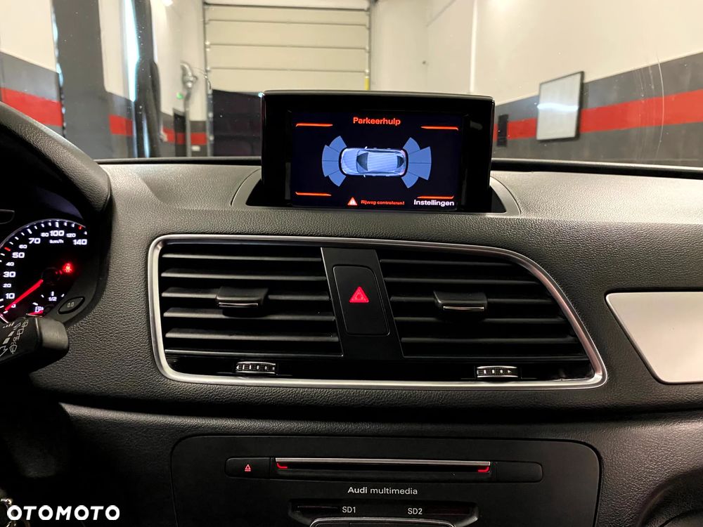 Audi Q3 2.0 TDI Sport - 17