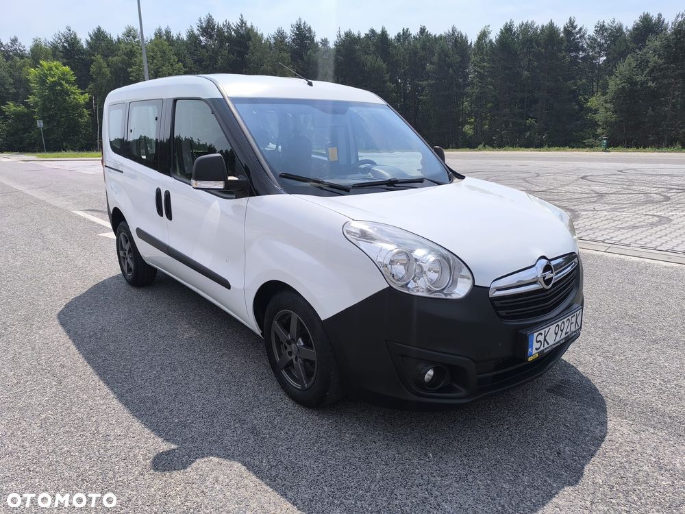 Opel Combo 1.6 CDTI Cosmo - 3