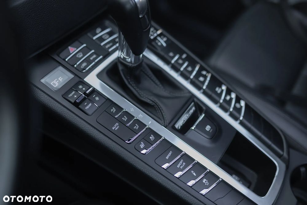 Porsche Macan Standard - 20