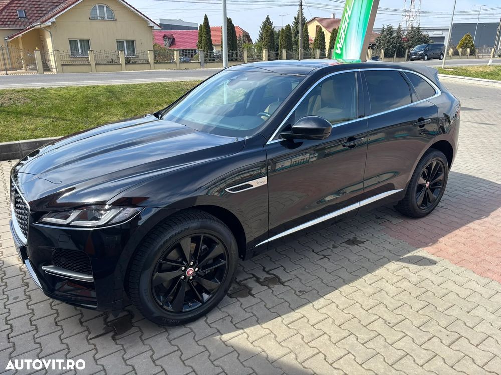 Jaguar F-Pace - 3