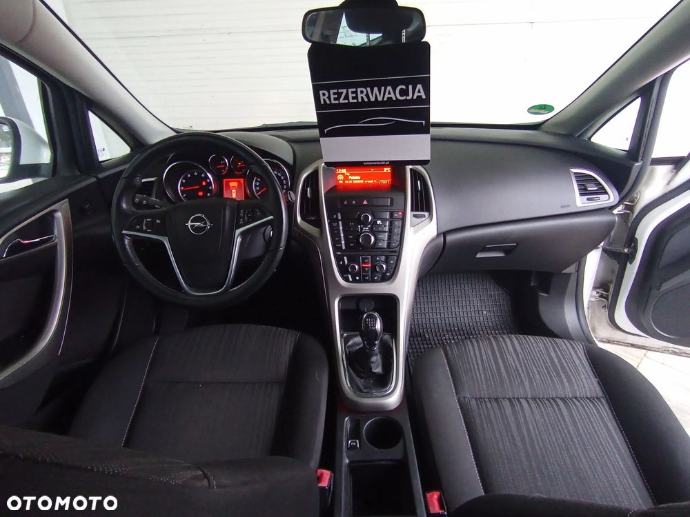 Opel Astra 1.4 Turbo Exklusiv - 9