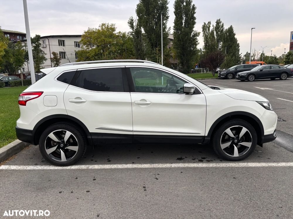 Nissan Qashqai 1.2 DIG-T ACENTA - 11