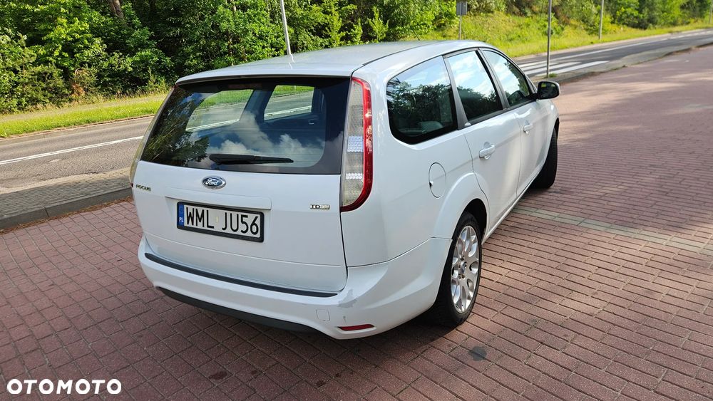 Ford Focus 1.6 TDCi DPF Titanium - 4