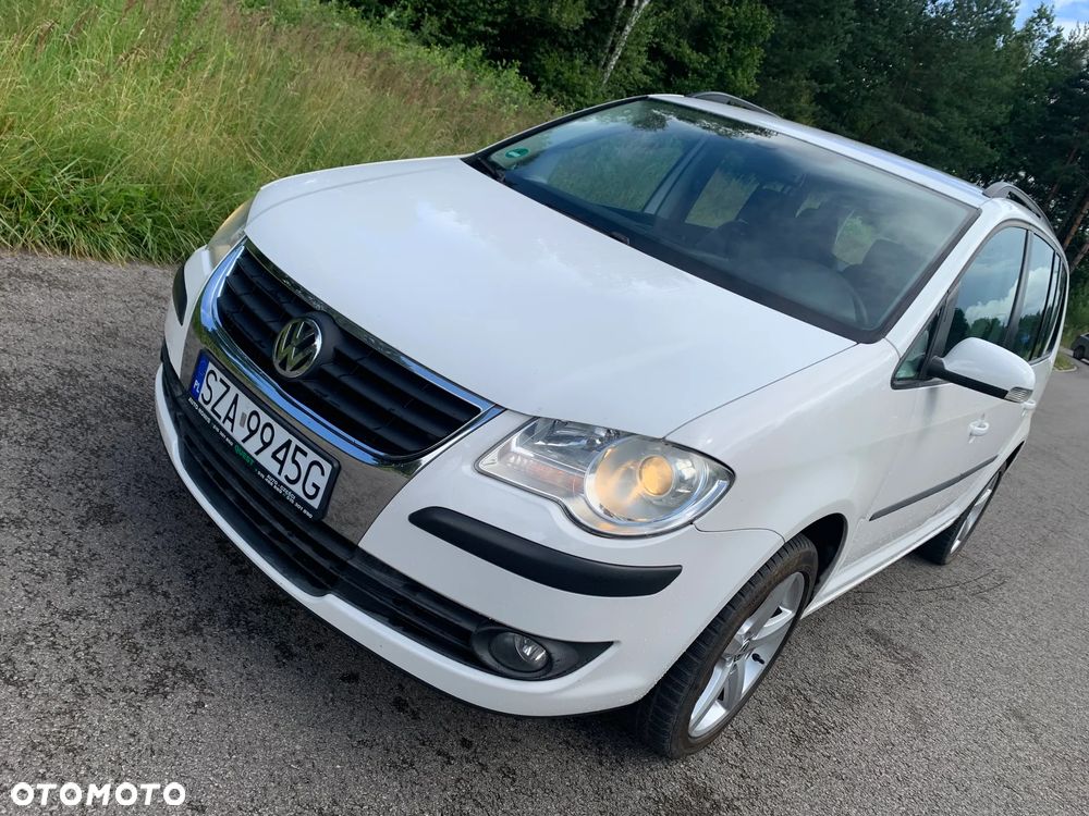 Volkswagen Touran 2.0 TDI Freestyle - 4