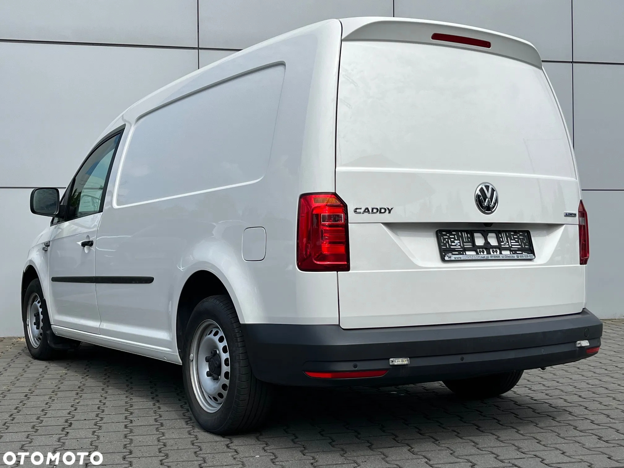 Volkswagen Caddy Maxi - 10