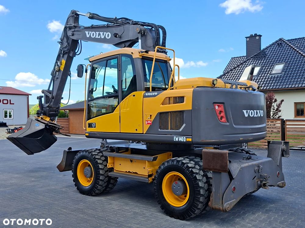 Volvo EW140D ROTOTILT ze szczypcami - 11