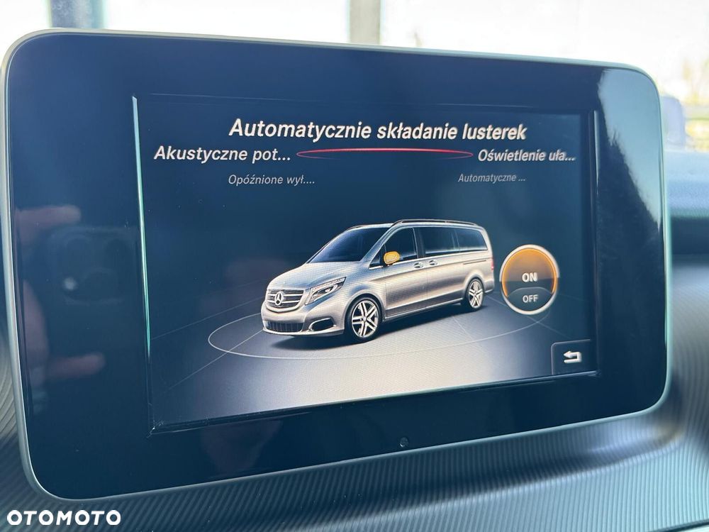 Mercedes-Benz Klasa V - 33