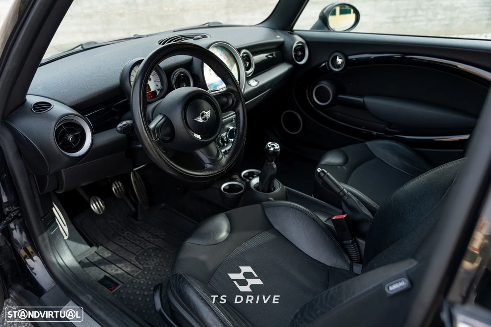 MINI 3 Portas Cooper S - 6