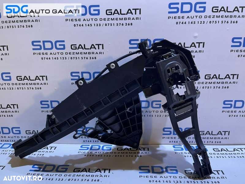 Suport Maner Interior Ghidaj Geam Usa Portiera Dreapta Ford Kuga 2008 - 2012 Cod 3M51-R224A36-BP 3M51R224A36BP - 1