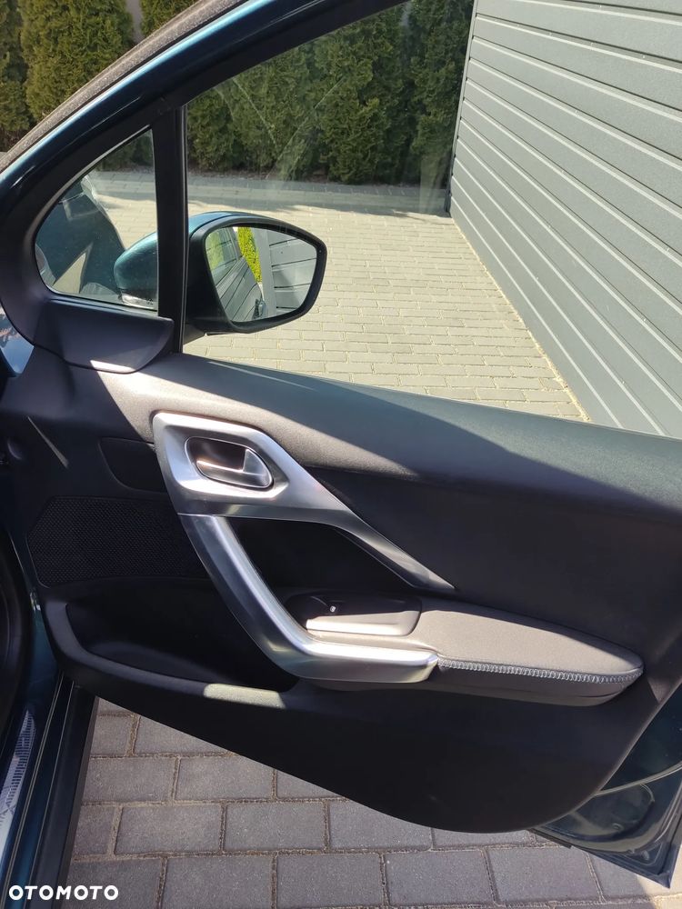Peugeot 2008 1.2 Pure Tech Crossway S&S - 5