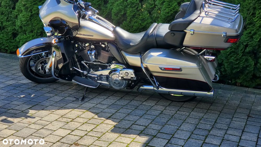 Harley-Davidson Touring Ultra Limited - 9