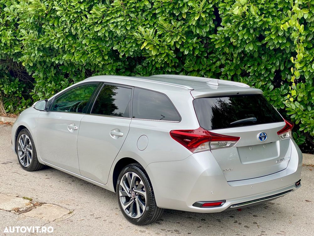 Toyota Auris - 3