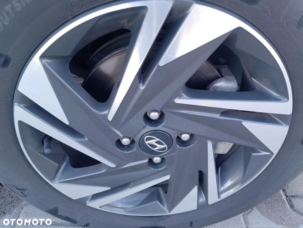 Hyundai Bayon 1.0 T-GDI DCT Trend - 16