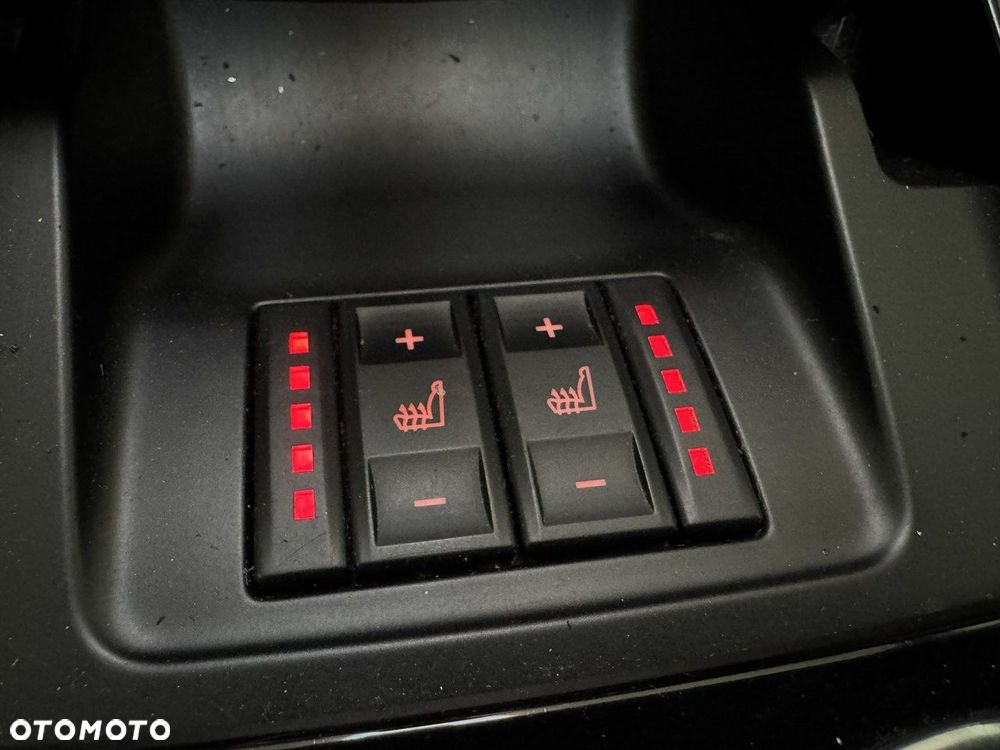 Ford S-Max 2.0 TDCi DPF Titanium X - 26